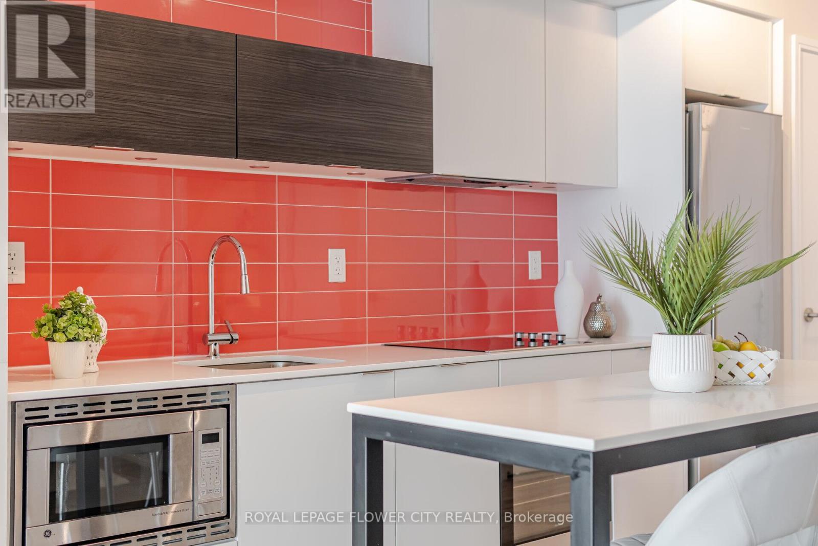 












1206 - 20 THOMAS RILEY ROAD NE

,
Toronto,




Ontario
M9B0C3

