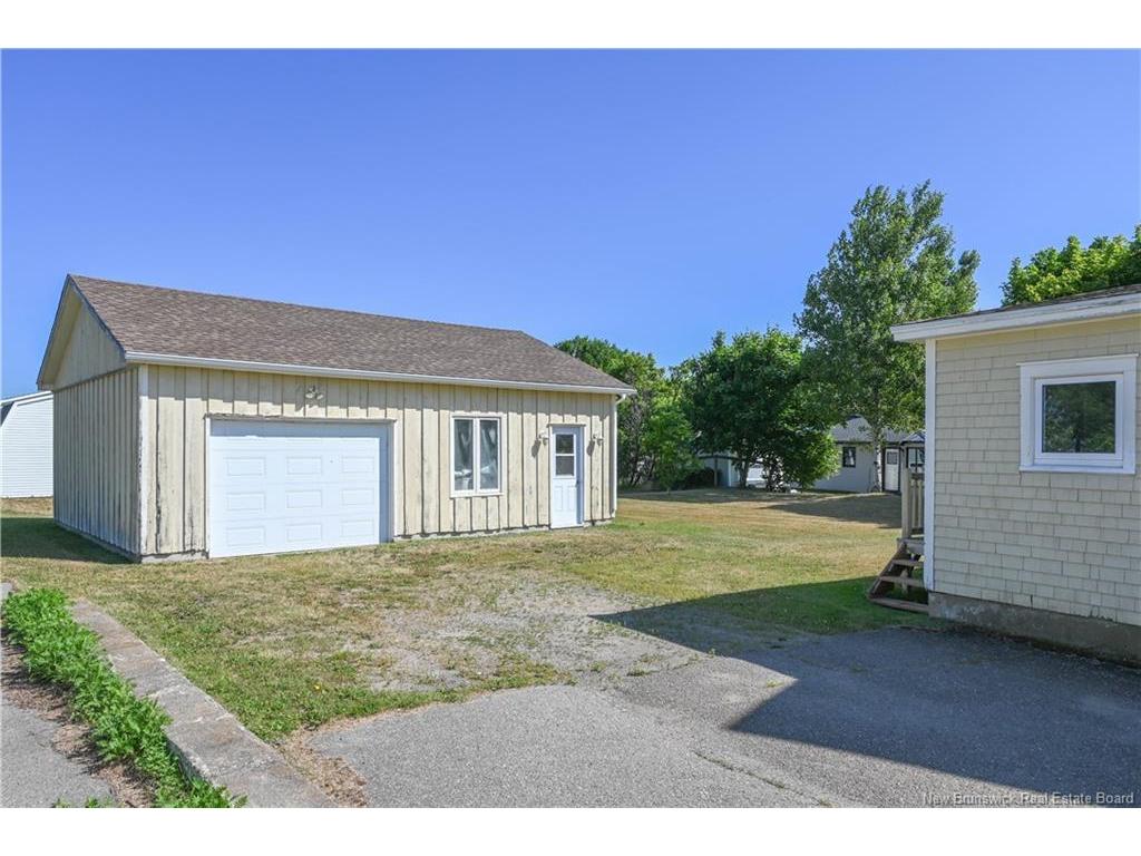









351


Saint-Pierre E.

BLVD,
Caraquet,




NB
E1W 1B4

