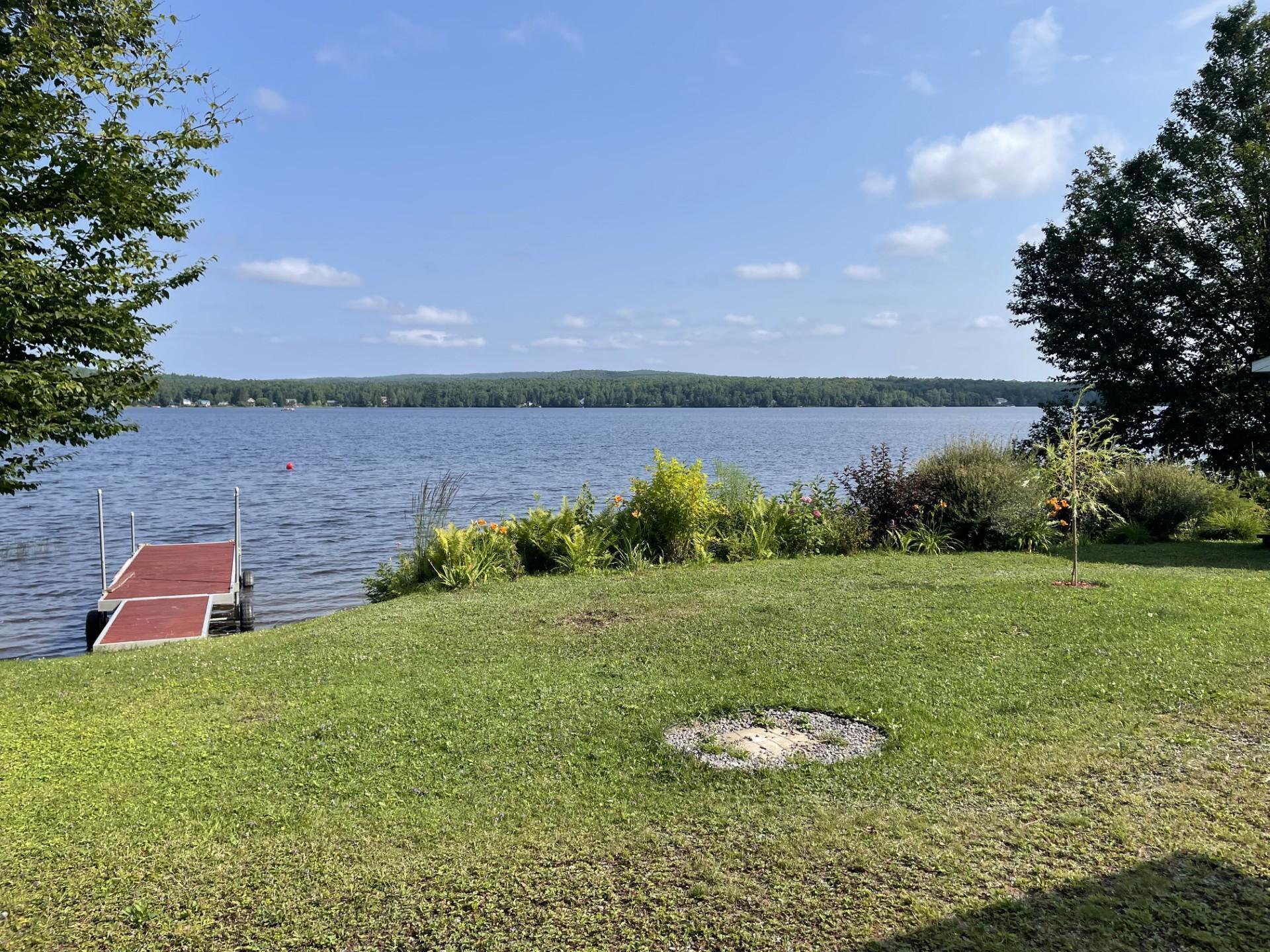 









384


Ch. du Tour-du-Lac-David S.

,
Lac-des-Écorces,







QC
J0W1H0

