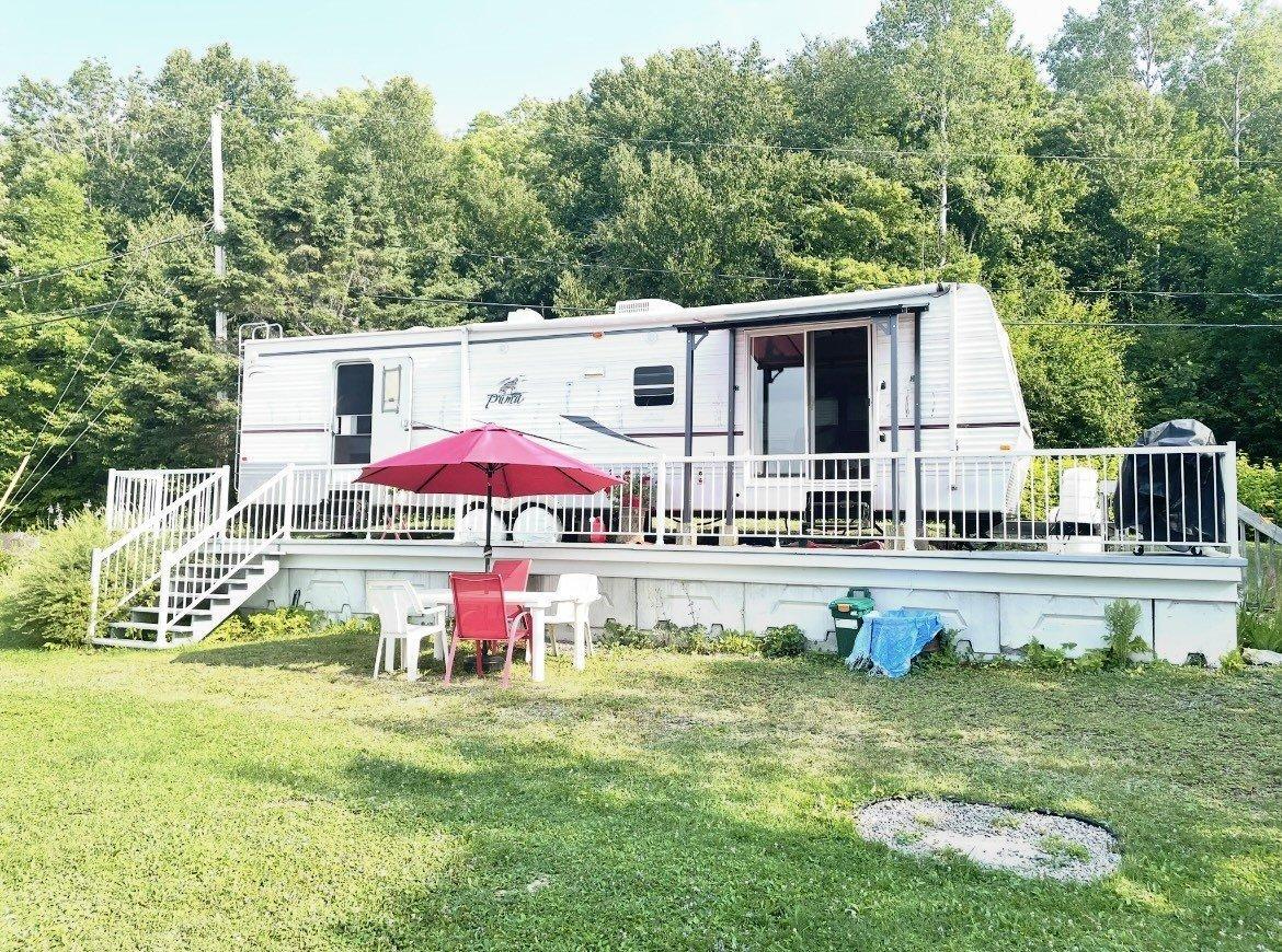 









384


Ch. du Tour-du-Lac-David S.

,
Lac-des-Écorces,







QC
J0W1H0

