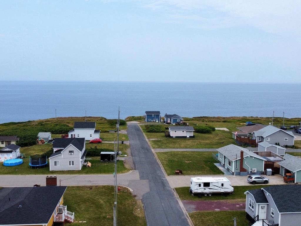 












211 Ling Street

,
New Waterford,




NS
B1H 2W3

