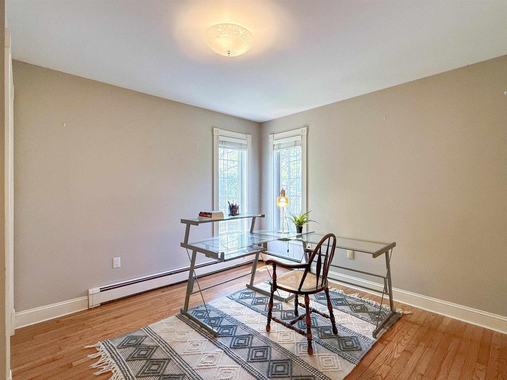 












15 Carr Court

,
Charlottetown,




PE
C1E 1W6

