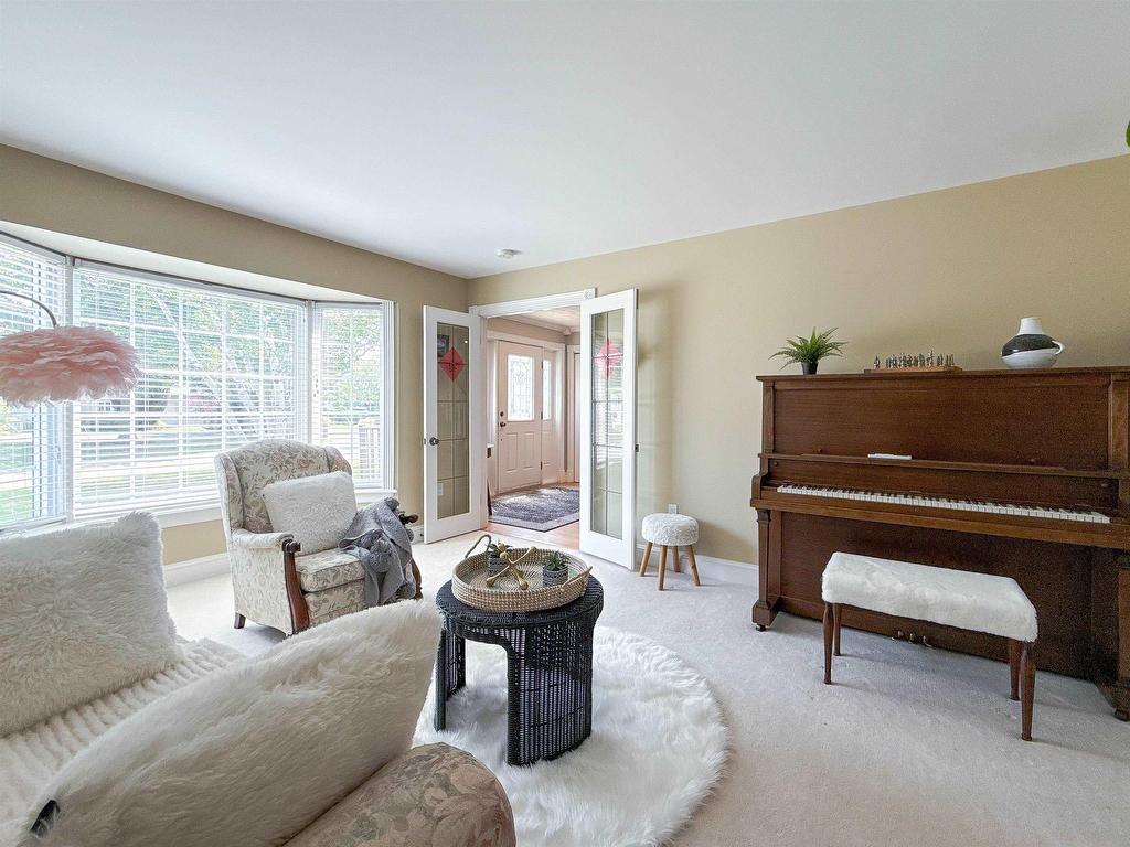 












15 Carr Court

,
Charlottetown,




PE
C1E 1W6

