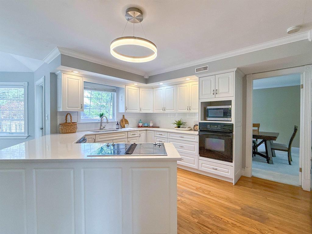 












15 Carr Court

,
Charlottetown,




PE
C1E 1W6

