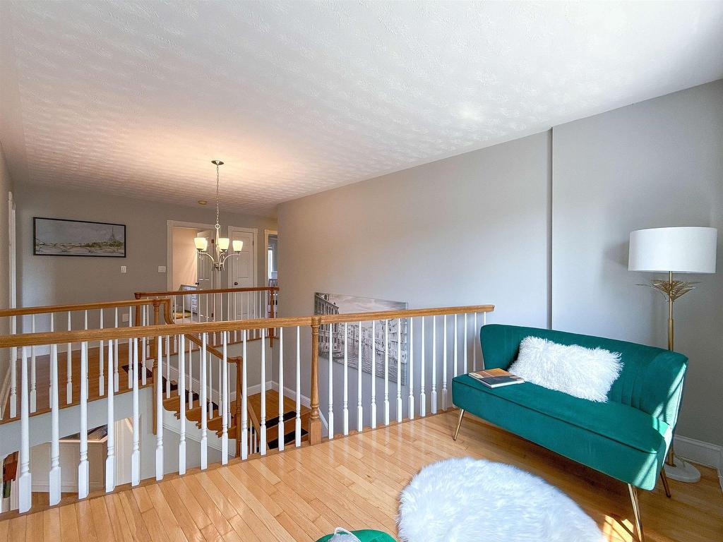 












15 Carr Court

,
Charlottetown,




PE
C1E 1W6

