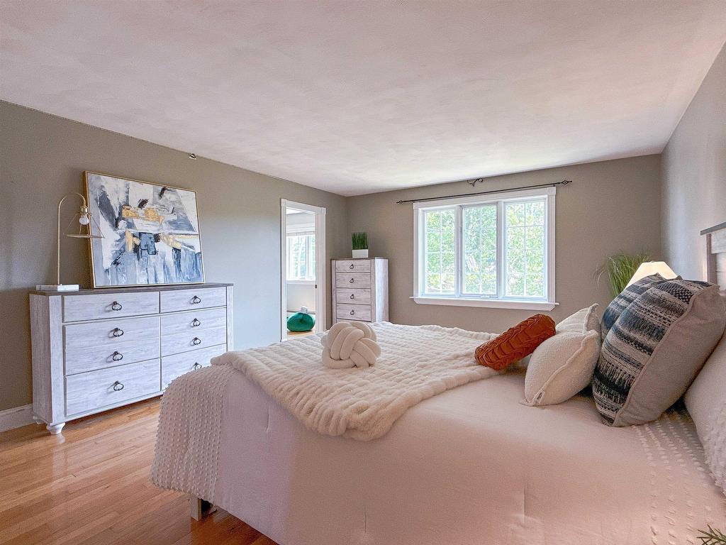 












15 Carr Court

,
Charlottetown,




PE
C1E 1W6

