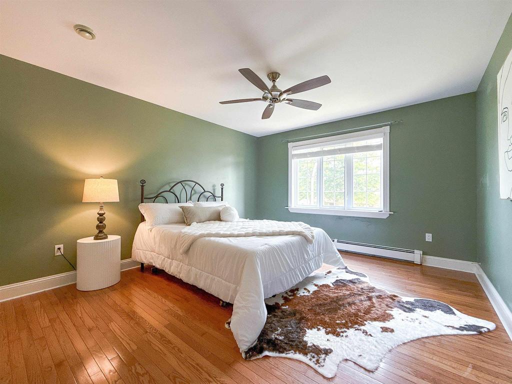 












15 Carr Court

,
Charlottetown,




PE
C1E 1W6


