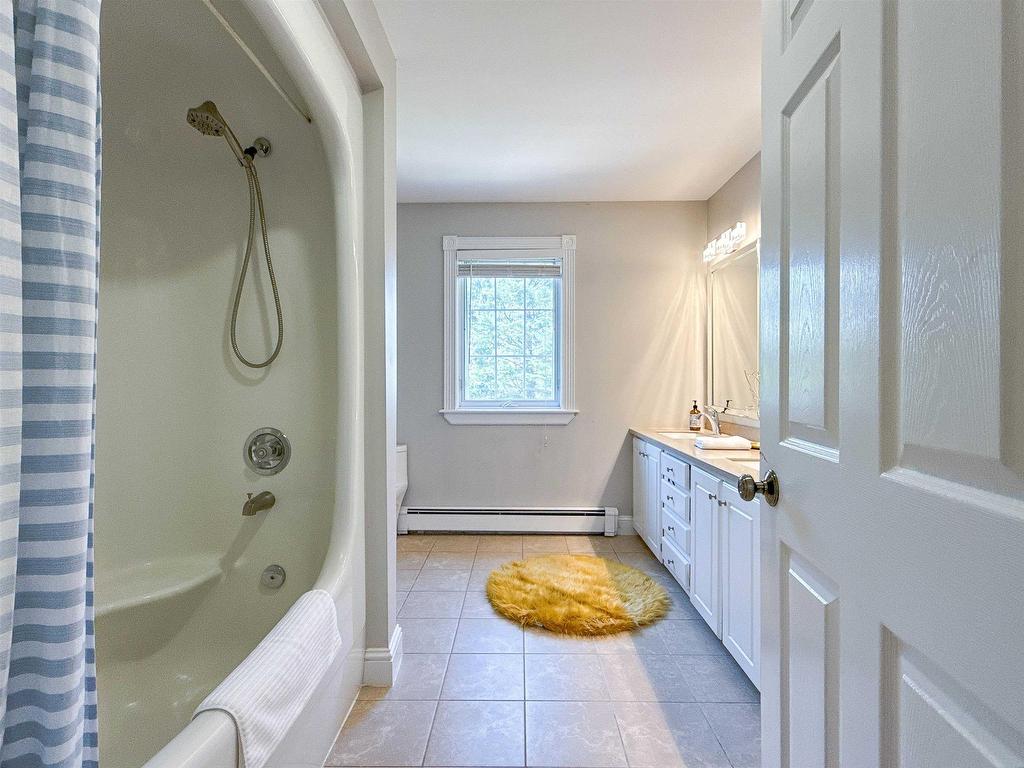 












15 Carr Court

,
Charlottetown,




PE
C1E 1W6

