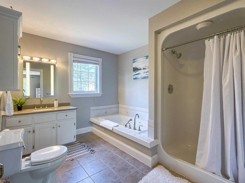 












15 Carr Court

,
Charlottetown,




PE
C1E 1W6

