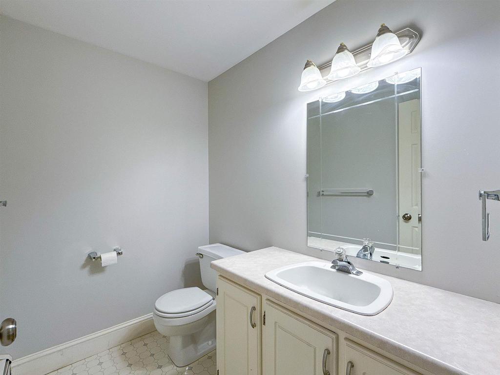 












15 Carr Court

,
Charlottetown,




PE
C1E 1W6


