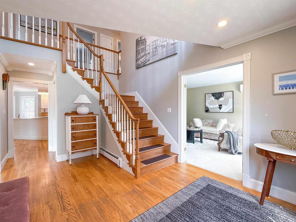 












15 Carr Court

,
Charlottetown,




PE
C1E 1W6

