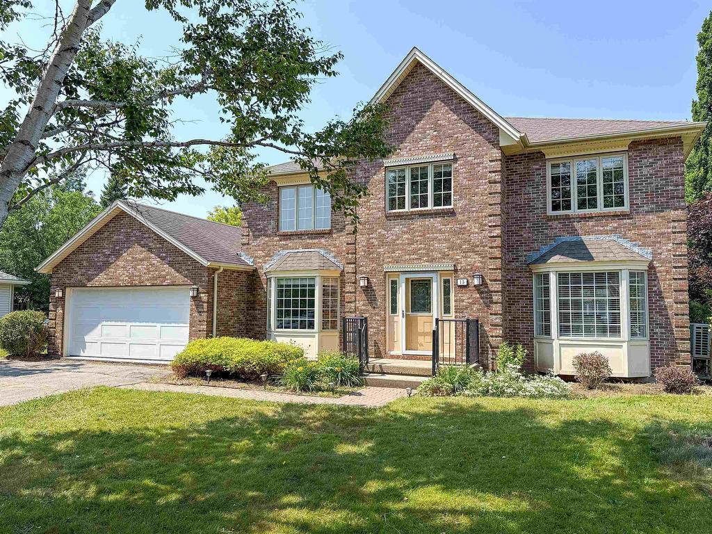 












15 Carr Court

,
Charlottetown,




PE
C1E 1W6

