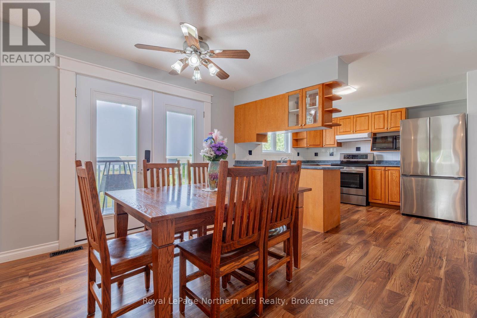 












13 SUNNYSIDE ROAD

,
Bonfield,




Ontario
P0H1K0

