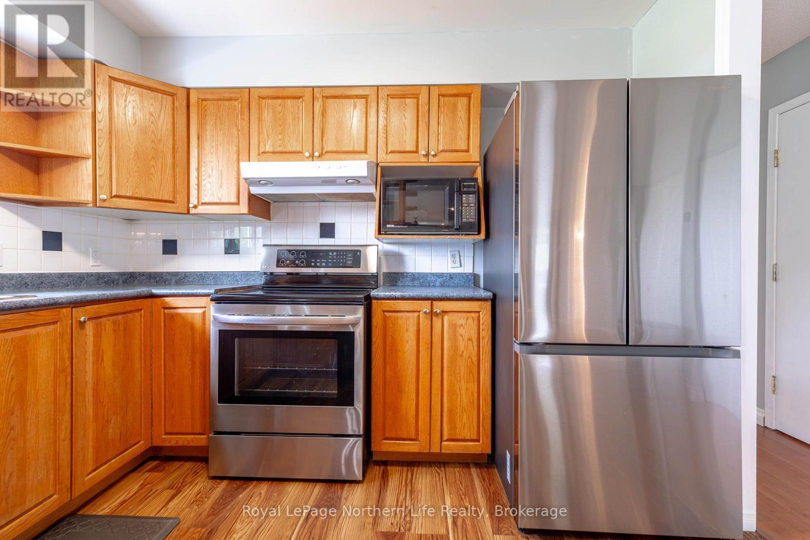 












13 SUNNYSIDE ROAD

,
Bonfield,




Ontario
P0H1K0

