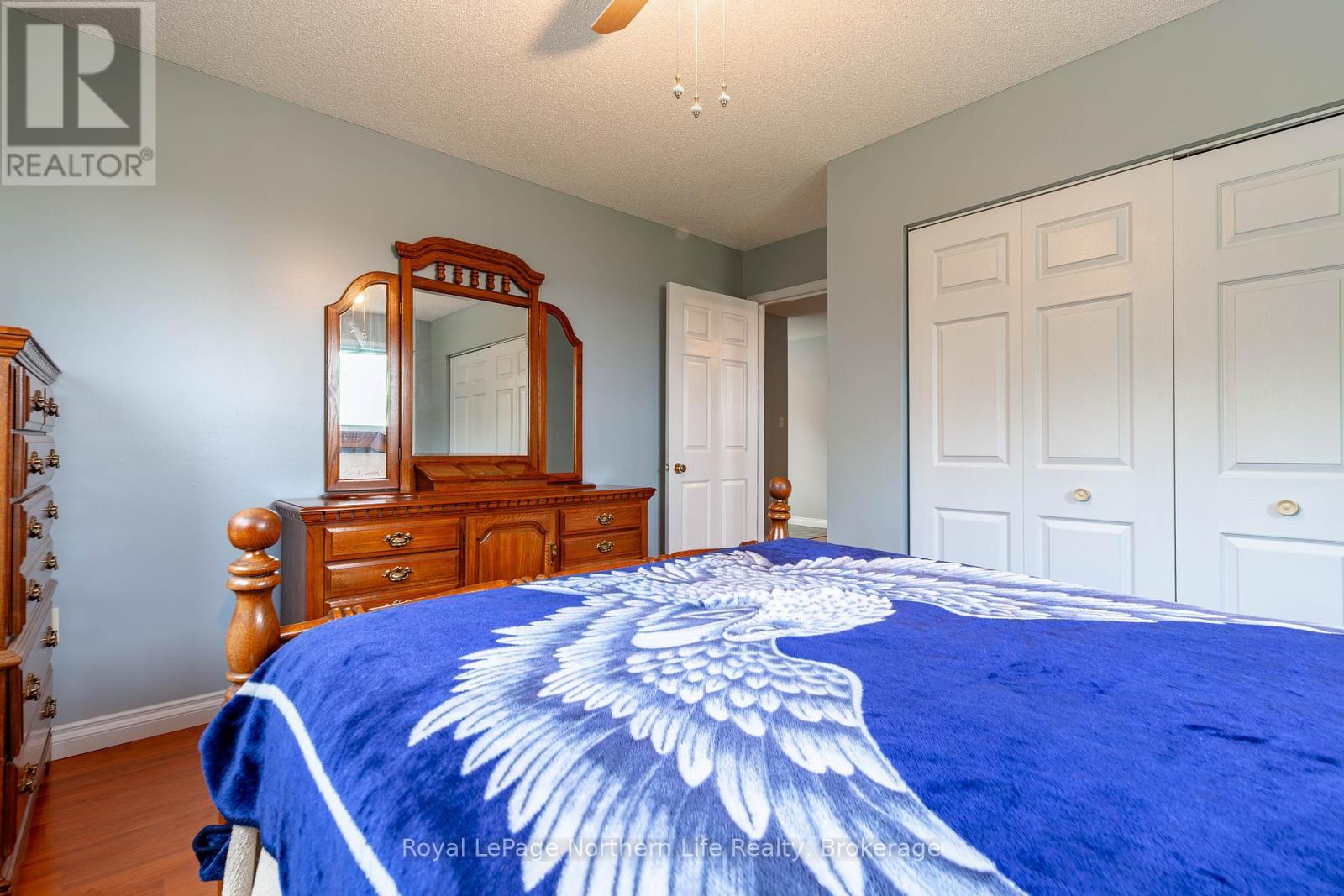 












13 SUNNYSIDE ROAD

,
Bonfield,




Ontario
P0H1K0

