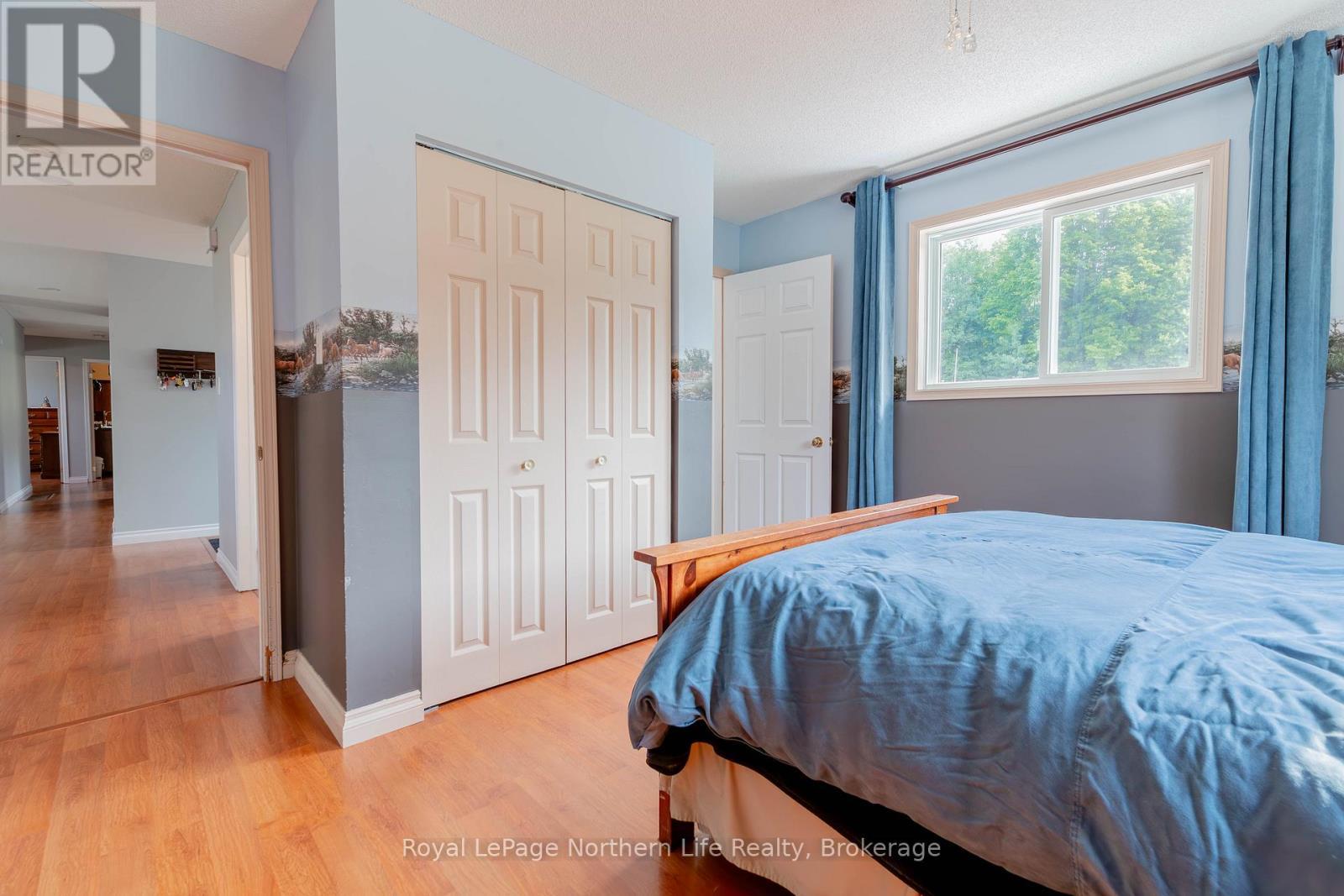 












13 SUNNYSIDE ROAD

,
Bonfield,




Ontario
P0H1K0

