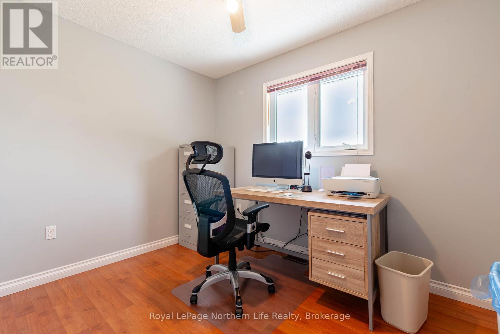 












13 SUNNYSIDE ROAD

,
Bonfield,




Ontario
P0H1K0

