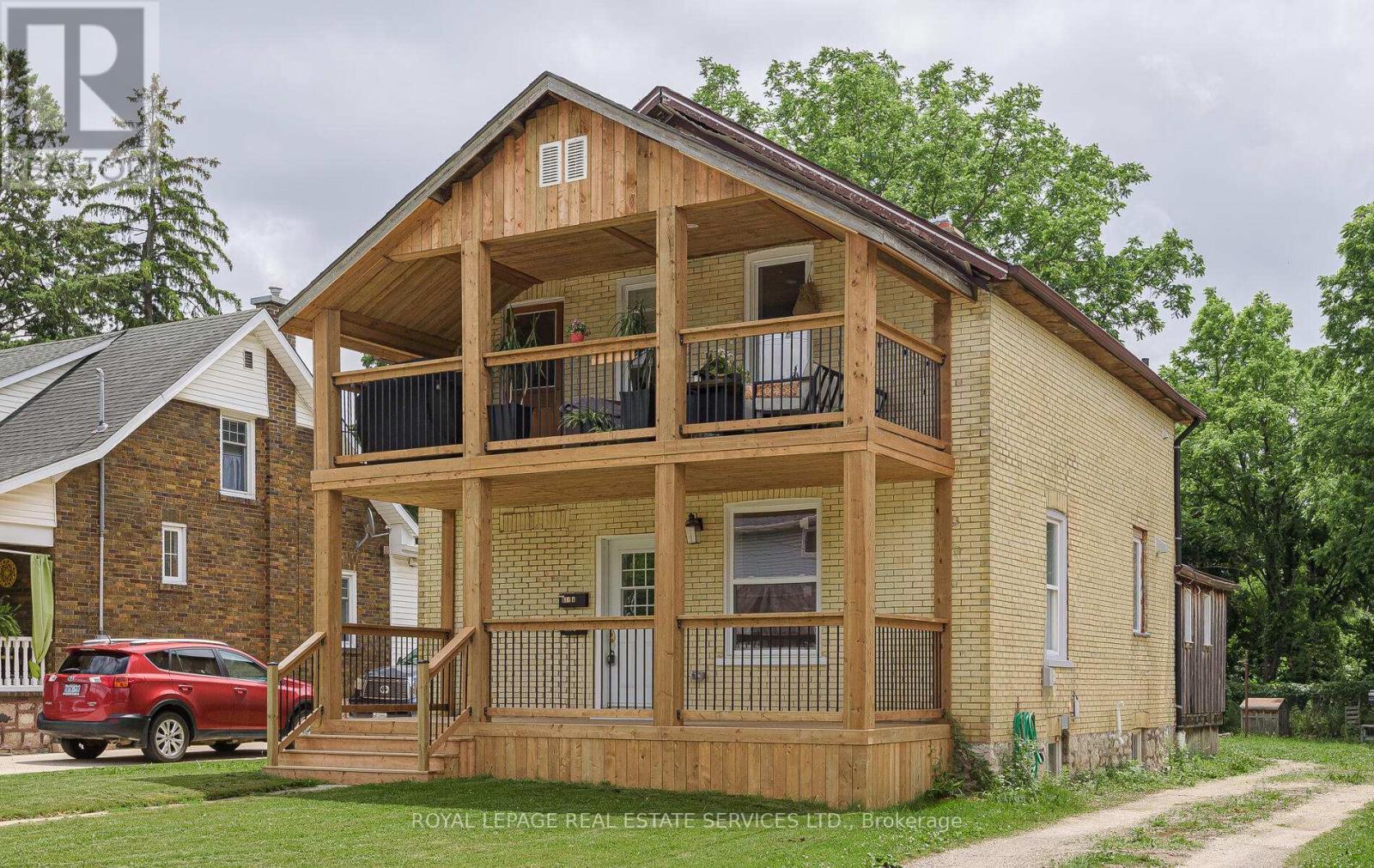 












631 LAWRENCE STREET

,
Cambridge,




Ontario
N3H2M8

