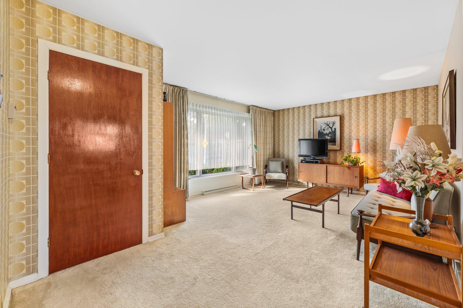 









1603


Av. Massenet

,
Laval (Chomedey),




QC
H7S1A2

