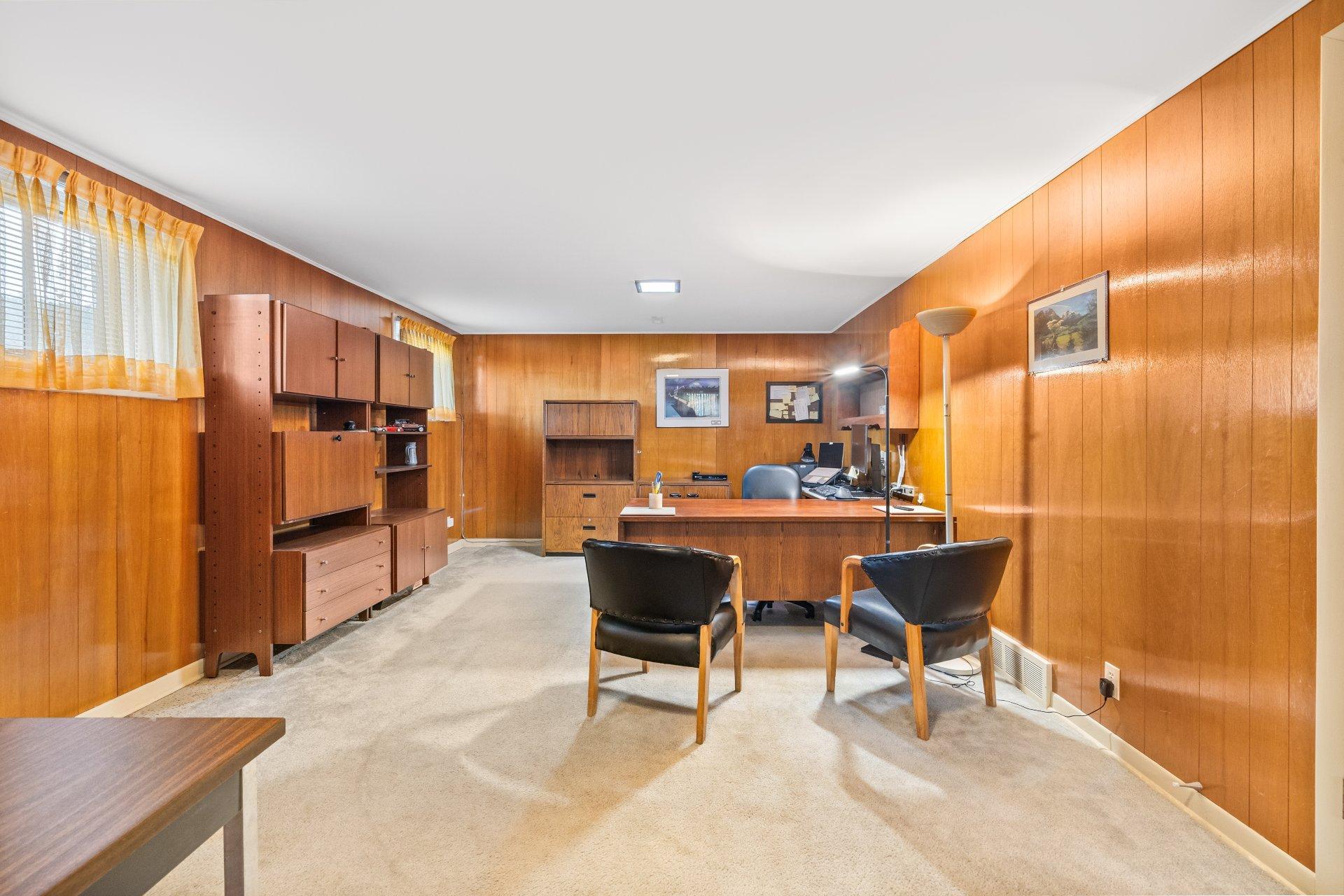 









1603


Av. Massenet

,
Laval (Chomedey),




QC
H7S1A2

