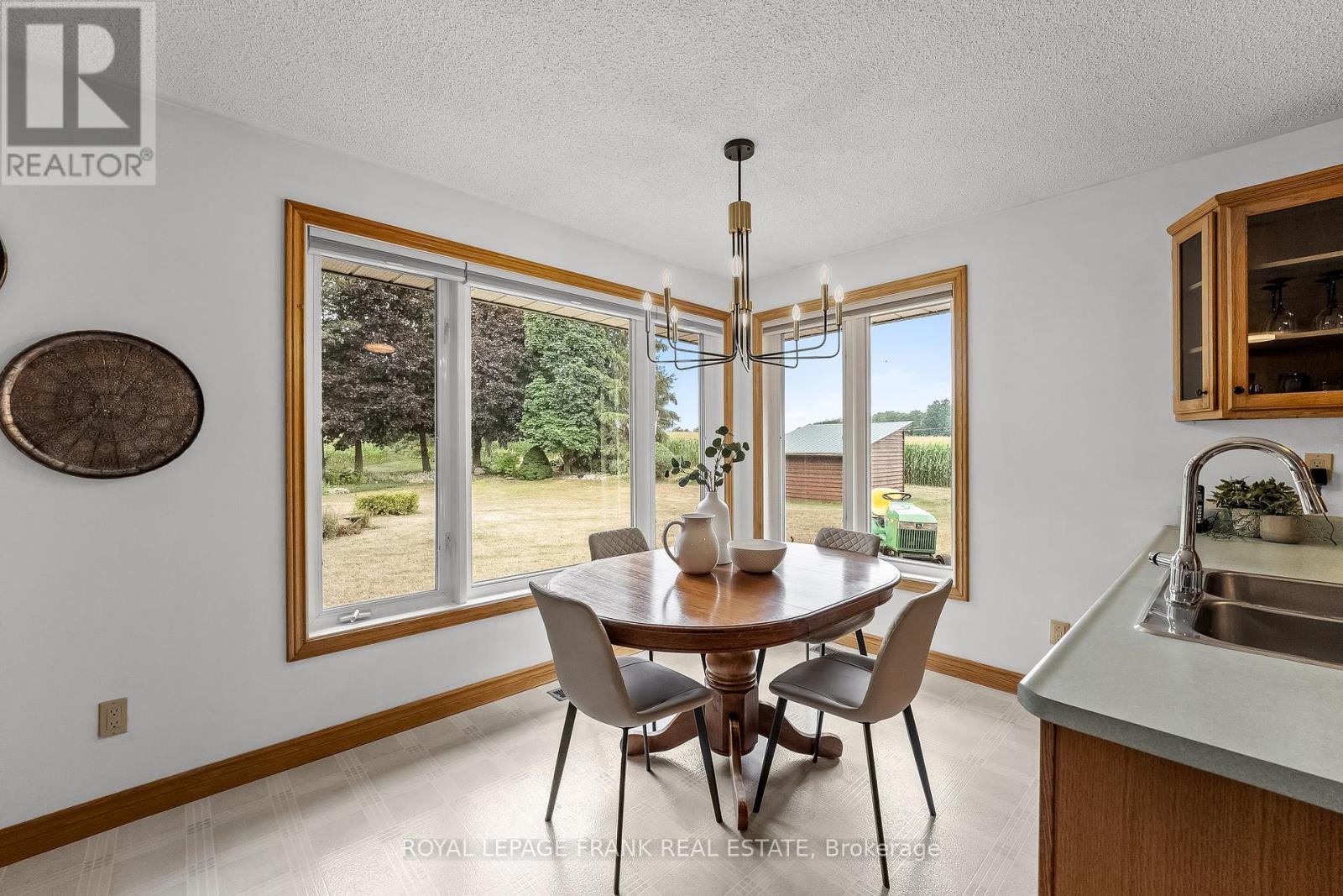 












3311 ZION ROAD

,
Port Hope,




Ontario
L1A3V7

