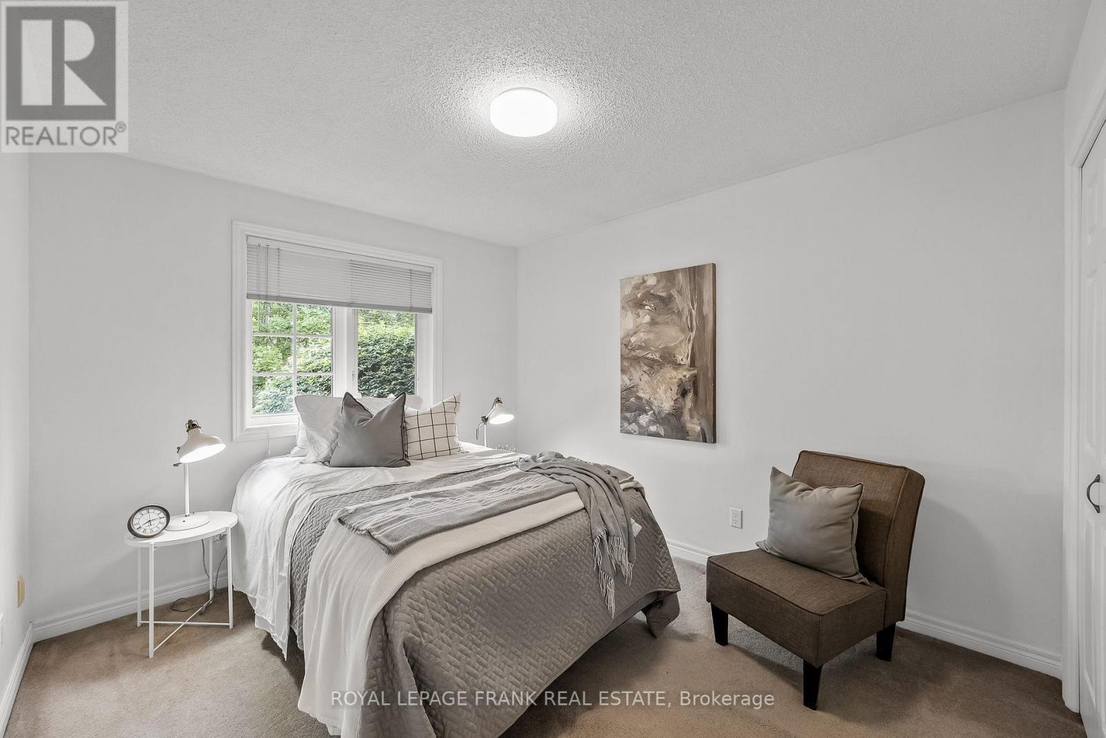












3311 ZION ROAD

,
Port Hope,




Ontario
L1A3V7

