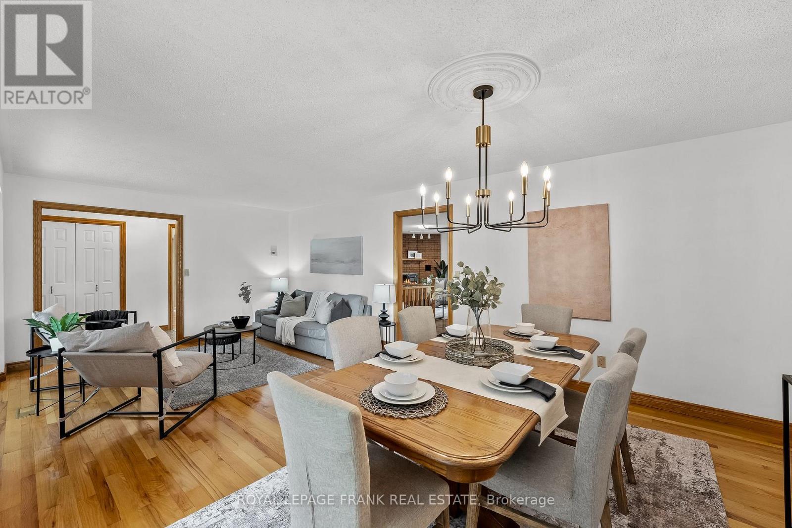 












3311 ZION ROAD

,
Port Hope,




Ontario
L1A3V7

