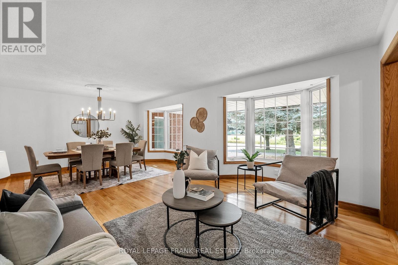 












3311 ZION ROAD

,
Port Hope,




Ontario
L1A3V7

