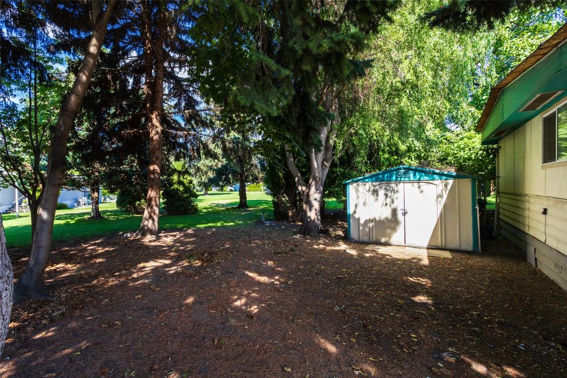 









3535


Casorso

Road, 79,
Kelowna,




BC
V1W 3E1

