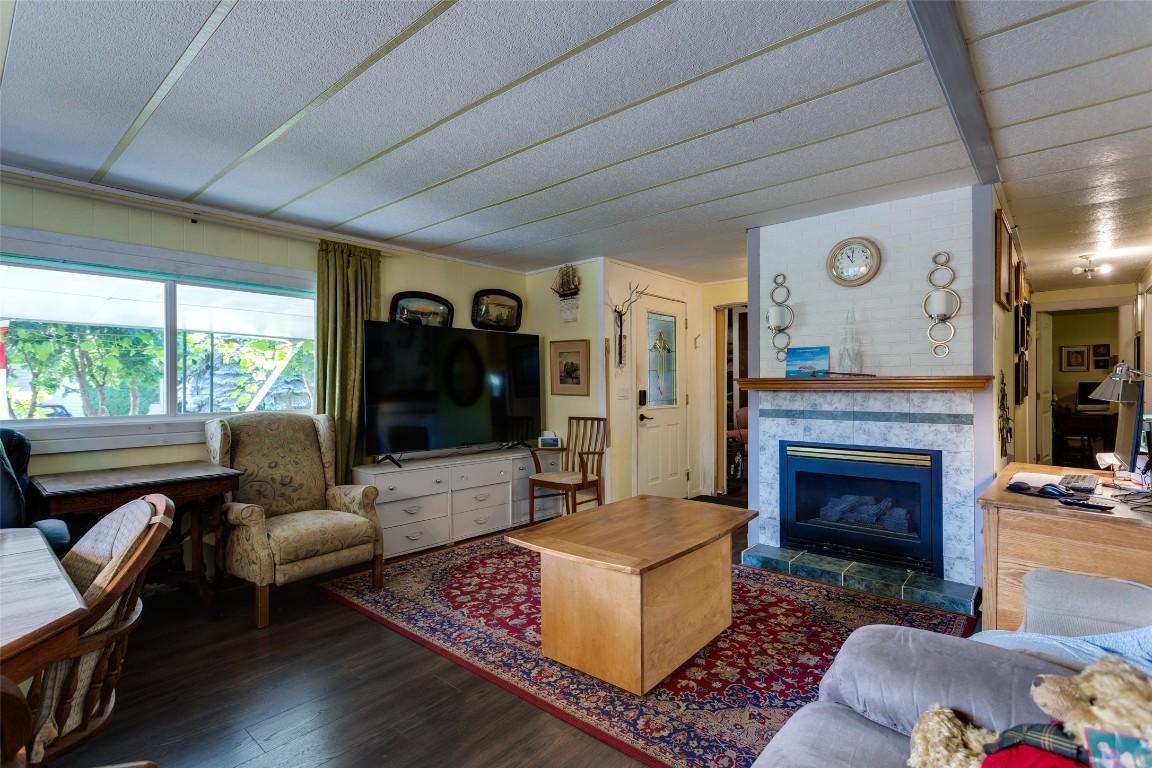 









3535


Casorso

Road, 79,
Kelowna,




BC
V1W 3E1

