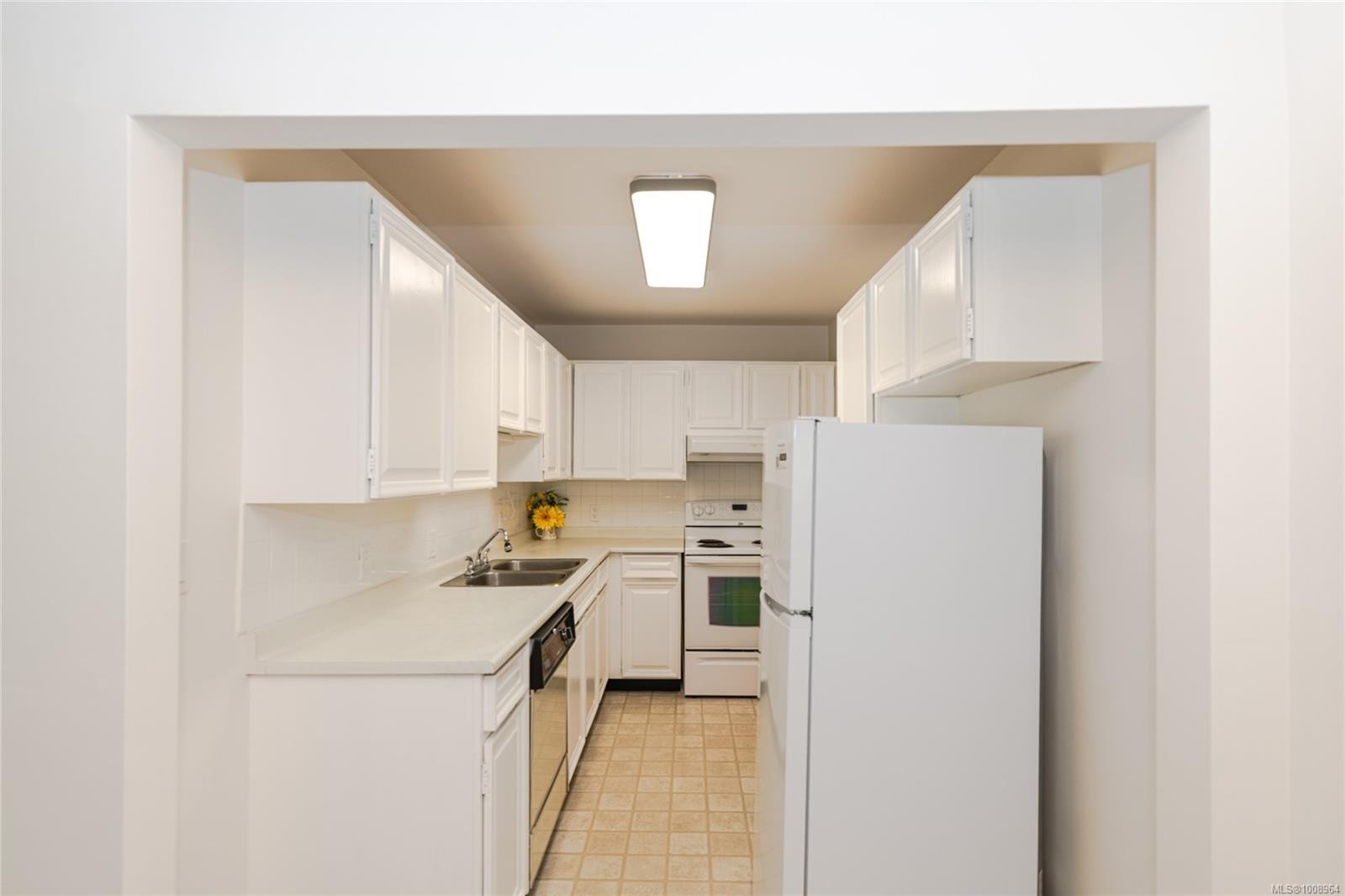 









1875


Lansdowne

Rd, 201,
Saanich,




BC
V8P 1A9

