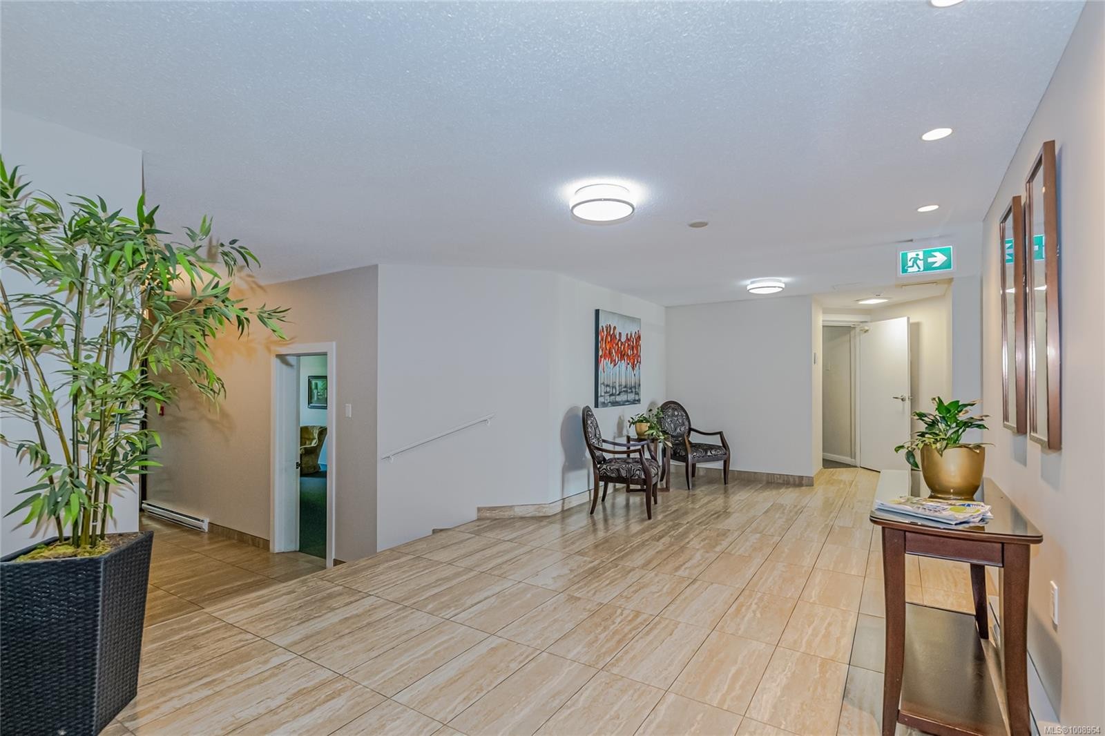 









1875


Lansdowne

Rd, 201,
Saanich,




BC
V8P 1A9

