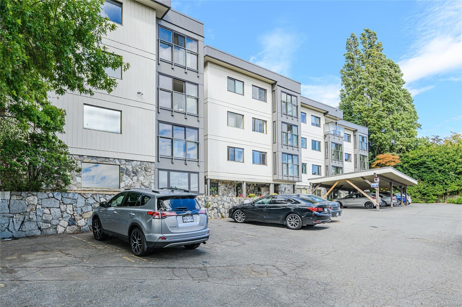 









1875


Lansdowne

Rd, 201,
Saanich,




BC
V8P 1A9

