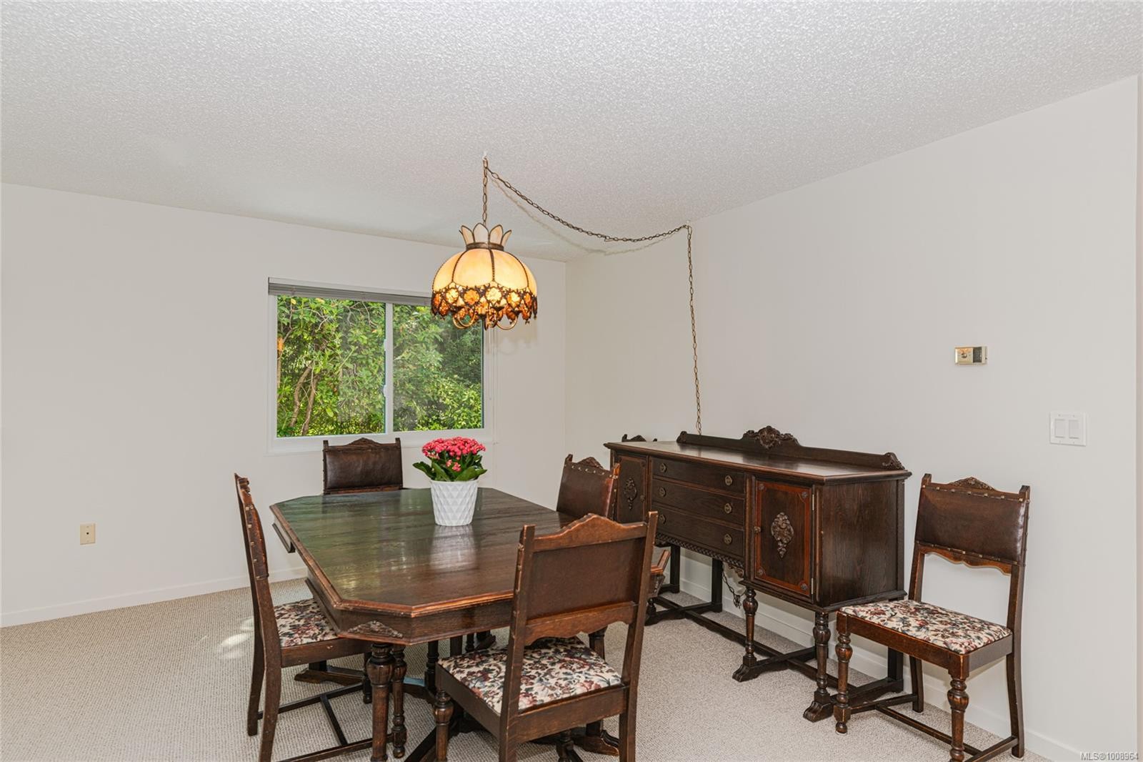









1875


Lansdowne

Rd, 201,
Saanich,




BC
V8P 1A9


