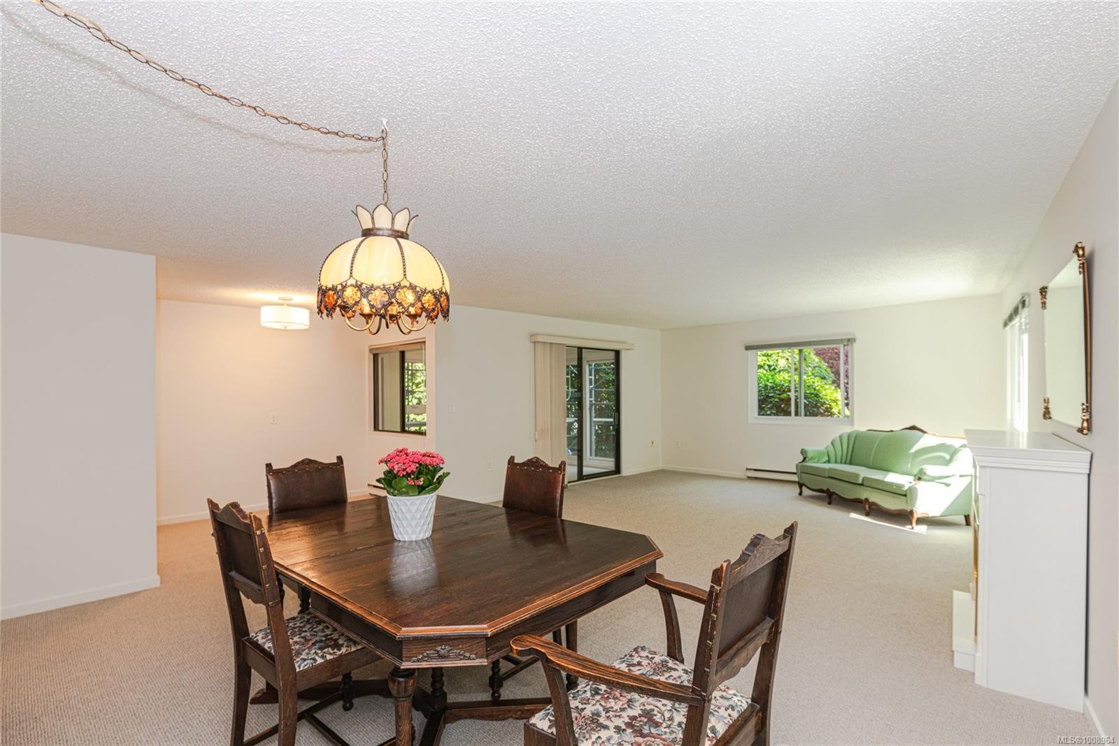 









1875


Lansdowne

Rd, 201,
Saanich,




BC
V8P 1A9

