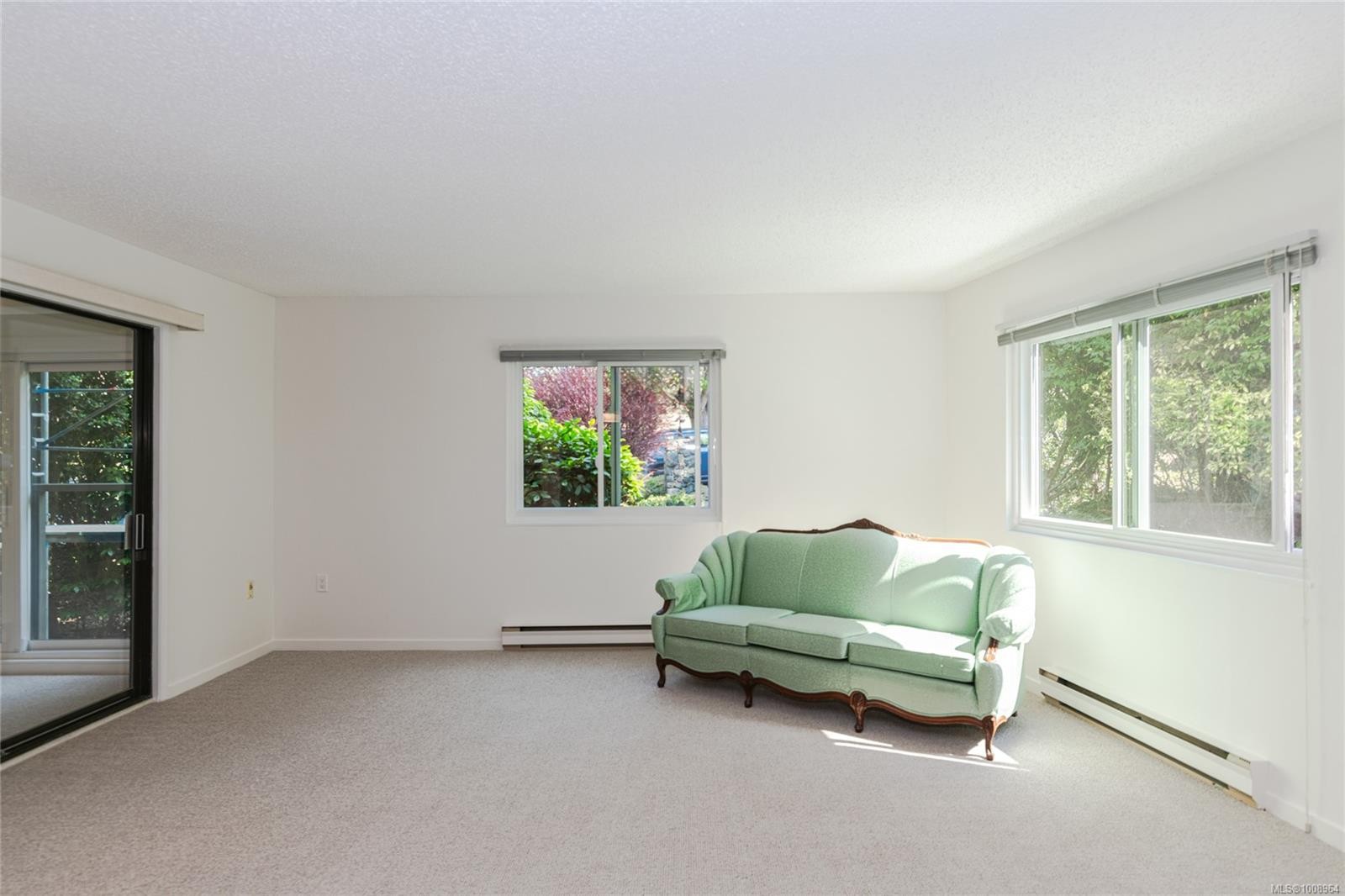 









1875


Lansdowne

Rd, 201,
Saanich,




BC
V8P 1A9

