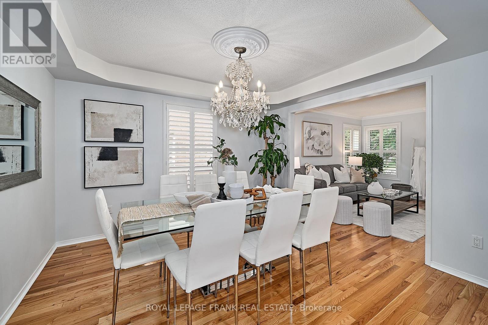 












54 GARTSHORE DRIVE

,
Whitby (Williamsburg),




Ontario
L1P1N6

