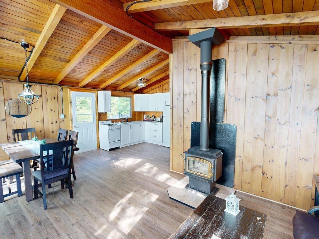 












Lot 18 Northwest Cove

,
Upper Lakeville,







NS
B0J 1Y0

