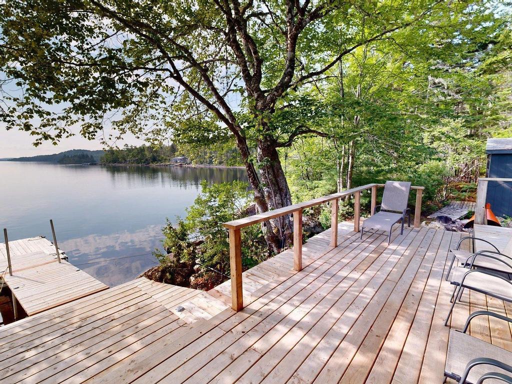 












Lot 18 Northwest Cove

,
Upper Lakeville,







NS
B0J 1Y0

