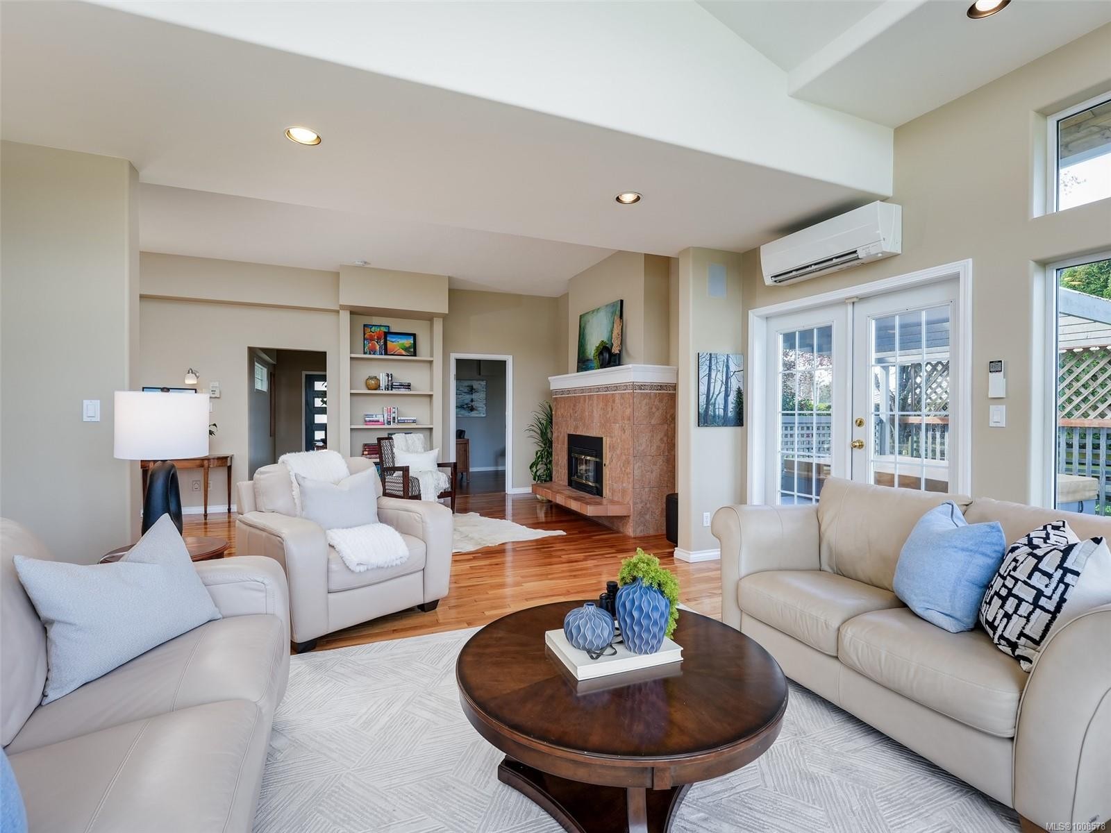 









10680


Blue Heron

Rd,
North Saanich,




BC
V8L 3X9

