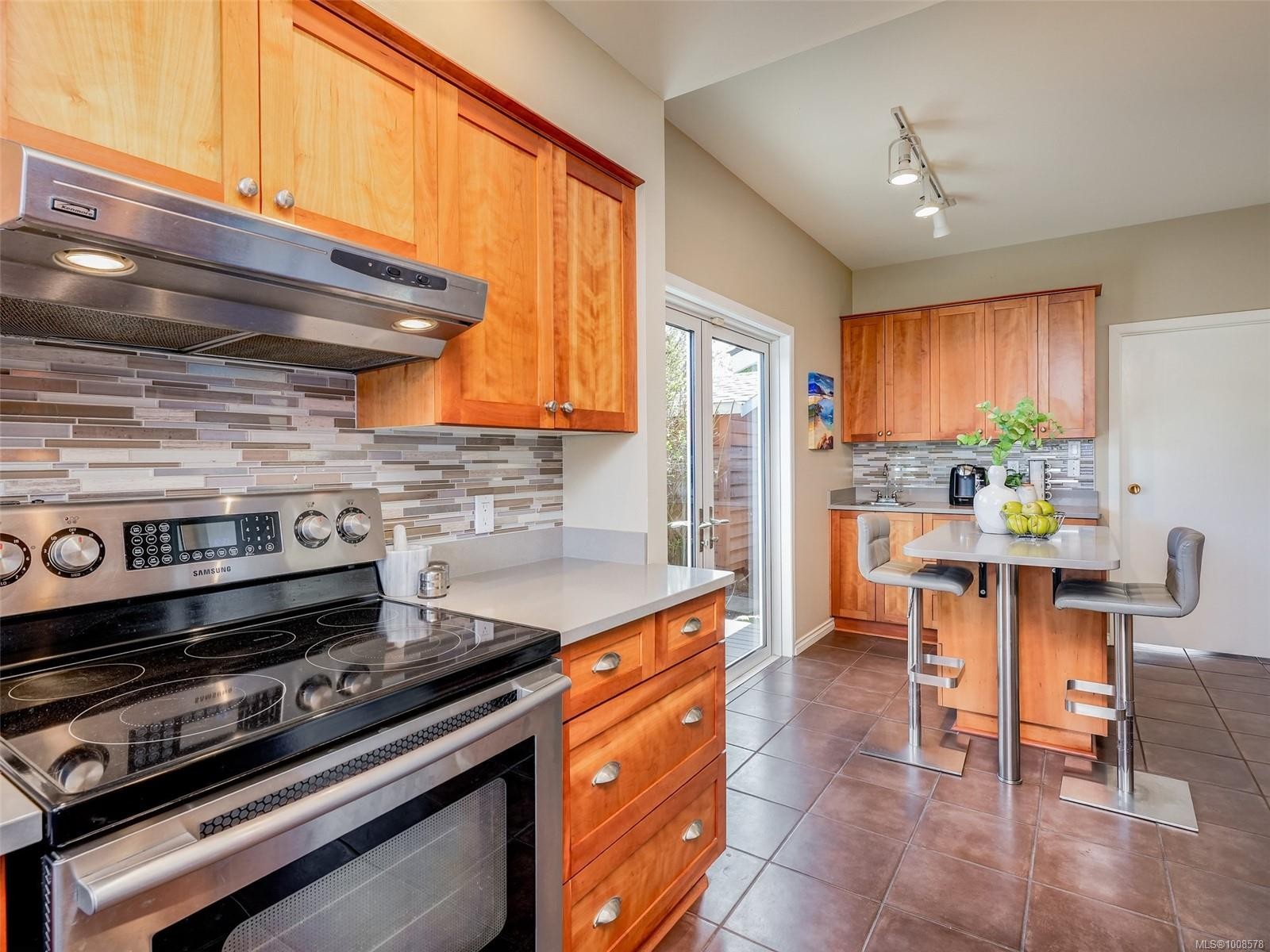 









10680


Blue Heron

Rd,
North Saanich,




BC
V8L 3X9

