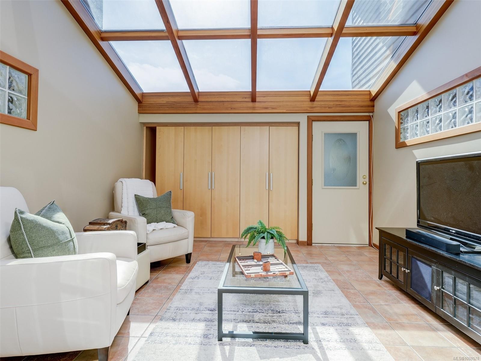 









10680


Blue Heron

Rd,
North Saanich,




BC
V8L 3X9

