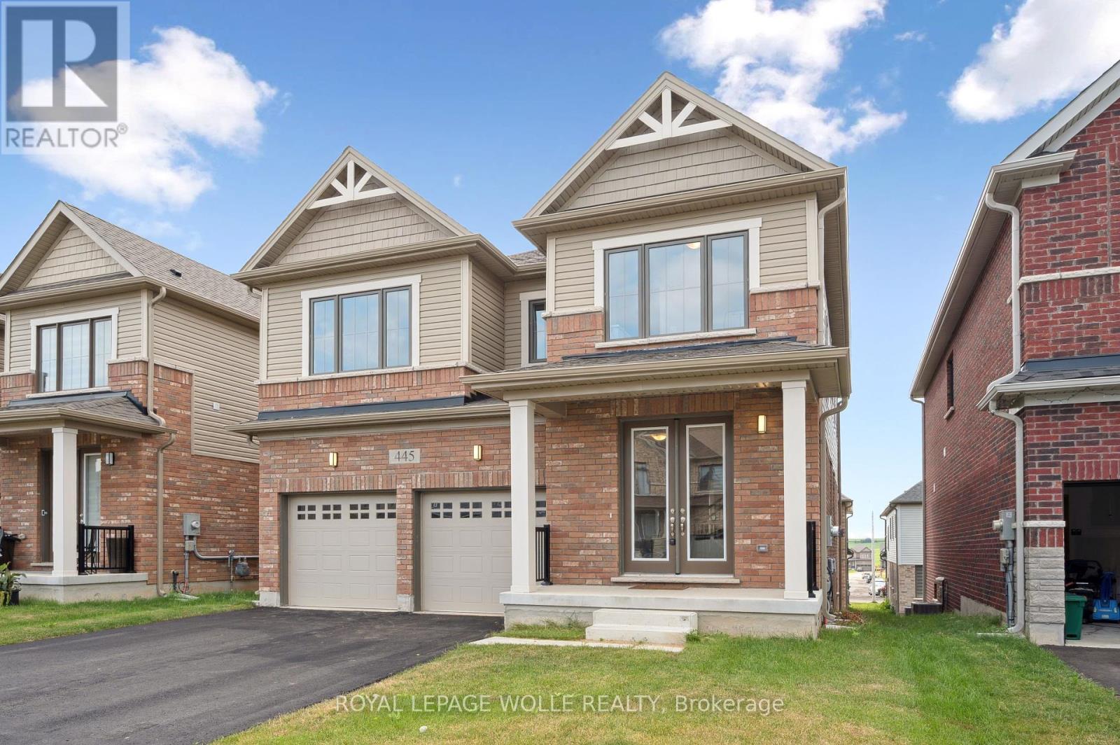 












445 ROBERT WOOLNER STREET

,
North Dumfries,




Ontario
N0B1E0


