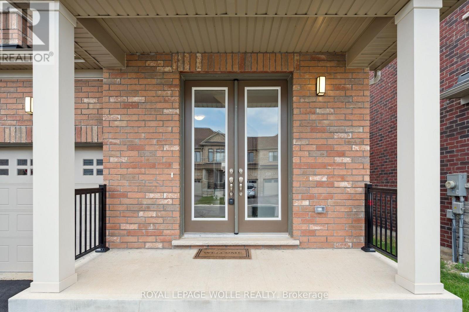 












445 ROBERT WOOLNER STREET

,
North Dumfries,




Ontario
N0B1E0


