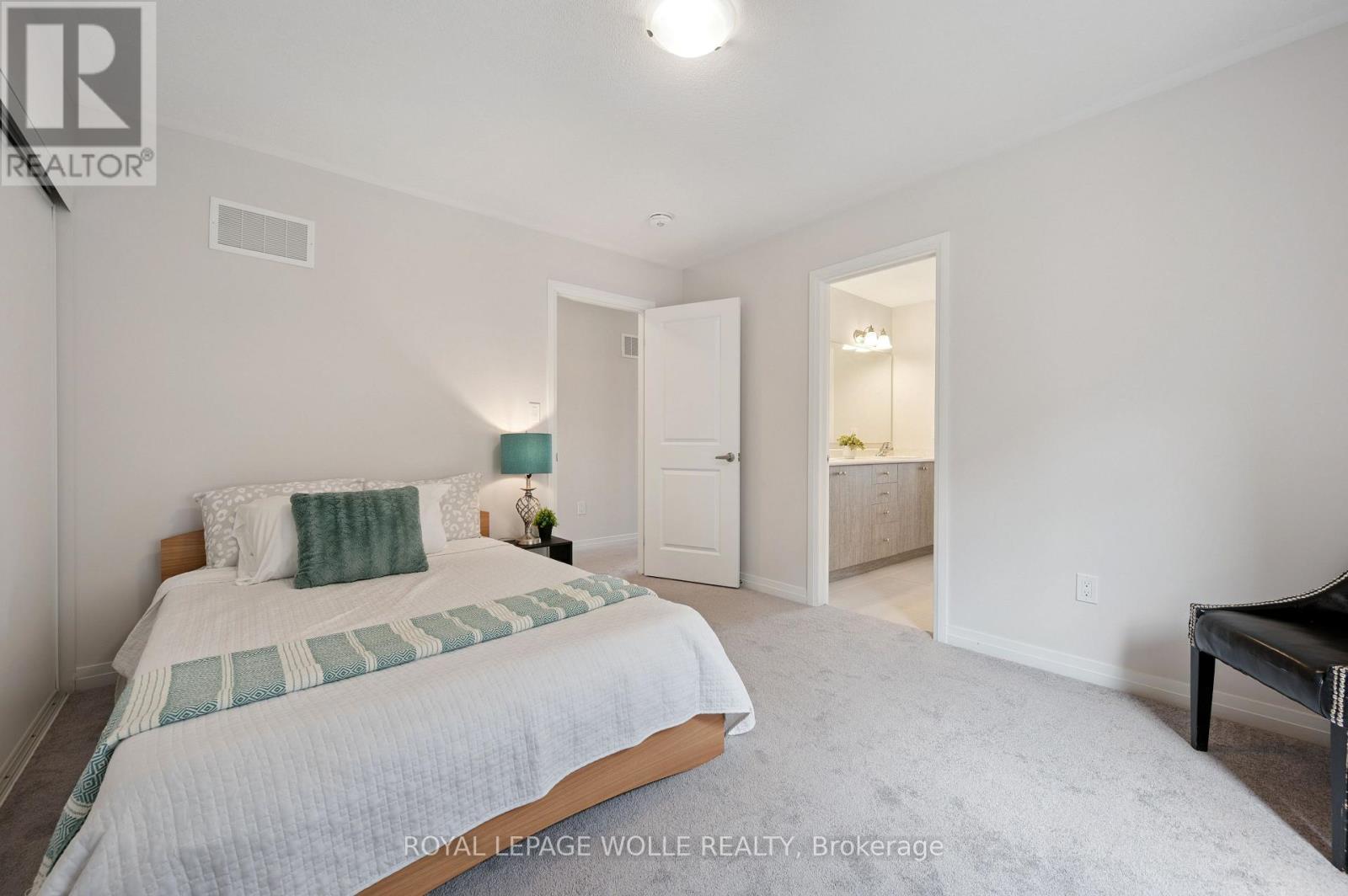 












445 ROBERT WOOLNER STREET

,
North Dumfries,




Ontario
N0B1E0

