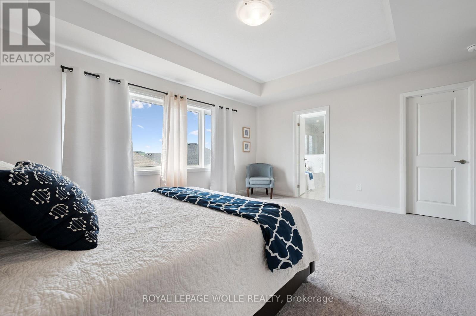 












445 ROBERT WOOLNER STREET

,
North Dumfries,




Ontario
N0B1E0

