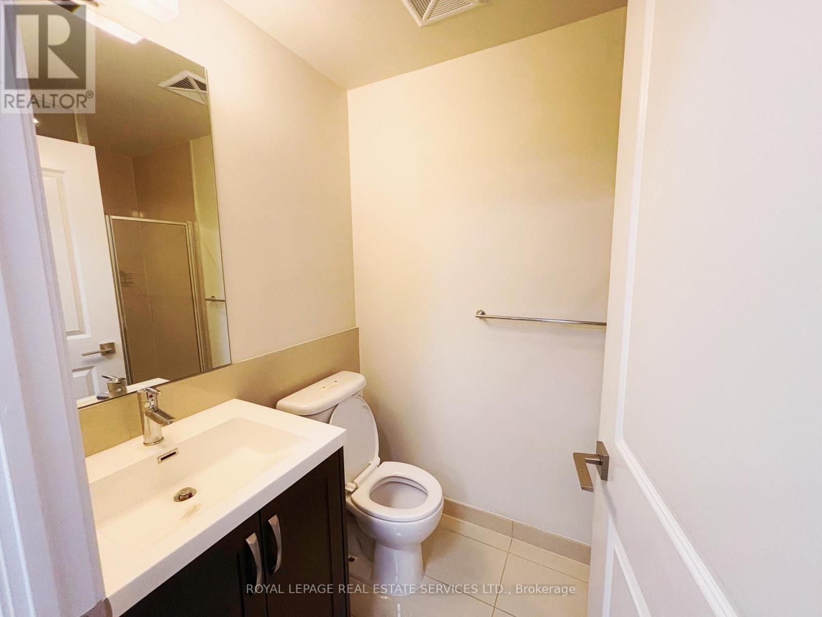 












426 - 2 OLD MILL DRIVE

,
Toronto,




Ontario
M6S0A2

