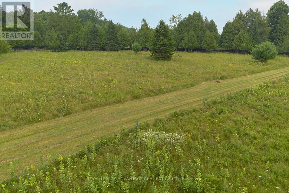 












6074 HIGHWAY 511 ROAD

,
Lanark Highlands,







Ontario
K0G1K0


