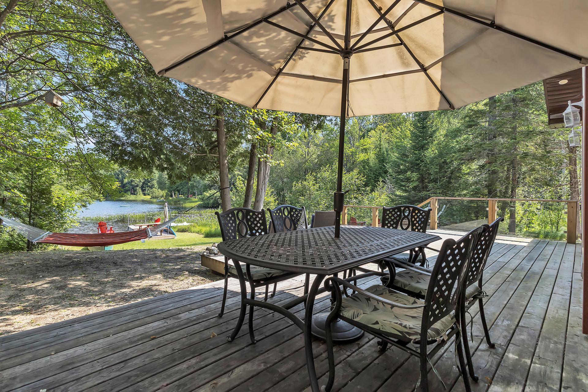 









132


Ch. du Lac-Achigan

,
Val-des-Monts,




QC
J8N1C5

