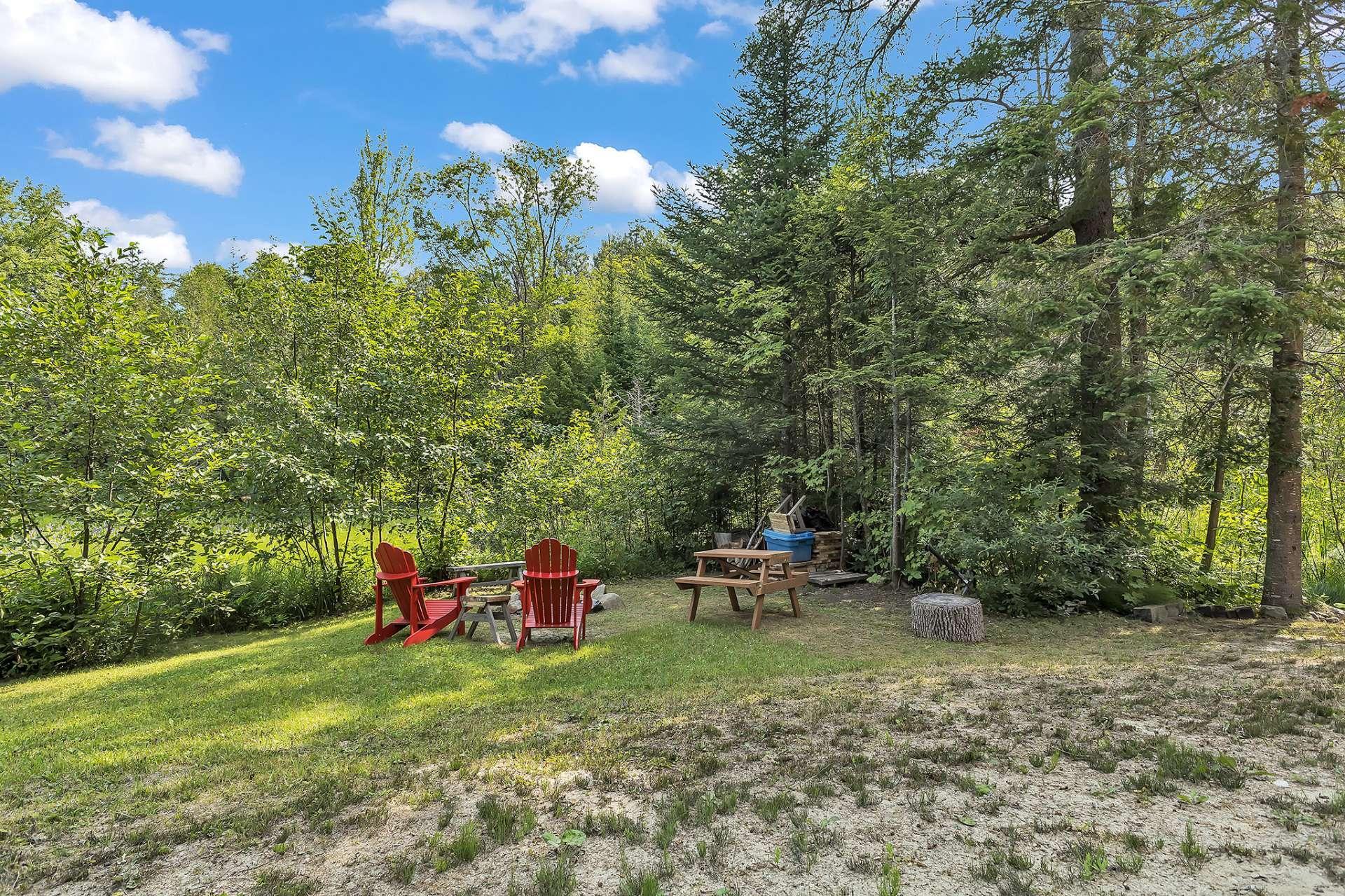









132


Ch. du Lac-Achigan

,
Val-des-Monts,




QC
J8N1C5

